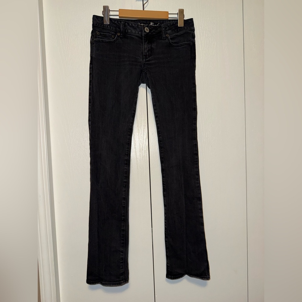 AE Stretch Super High-Waisted Straight Jeans